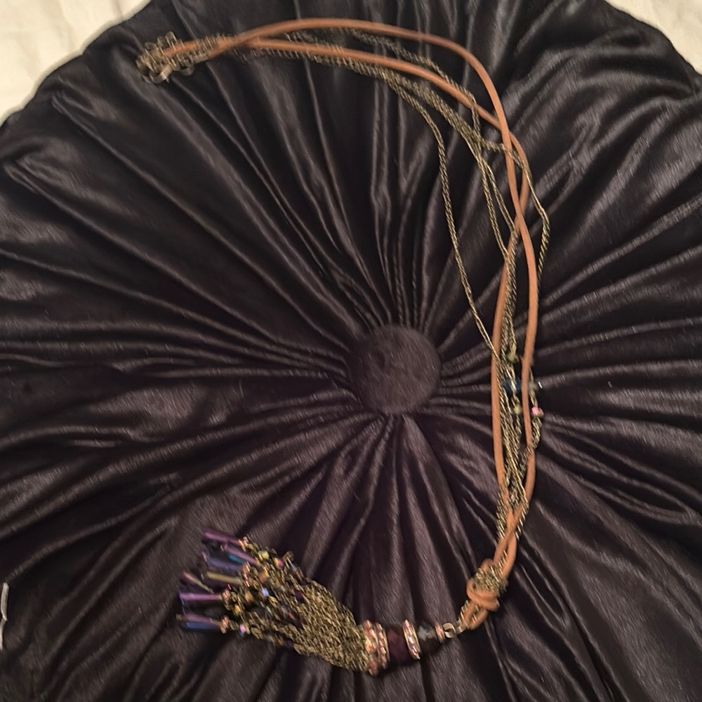 Elegant Purple and Gold Necklace